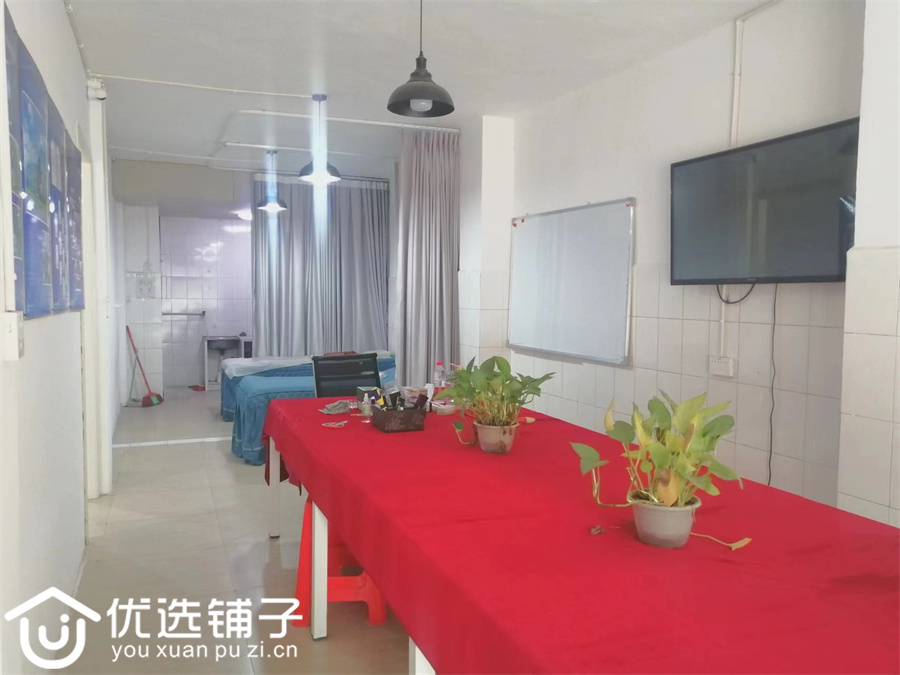 北外丽江明珠附近75㎡门市出租(三通)