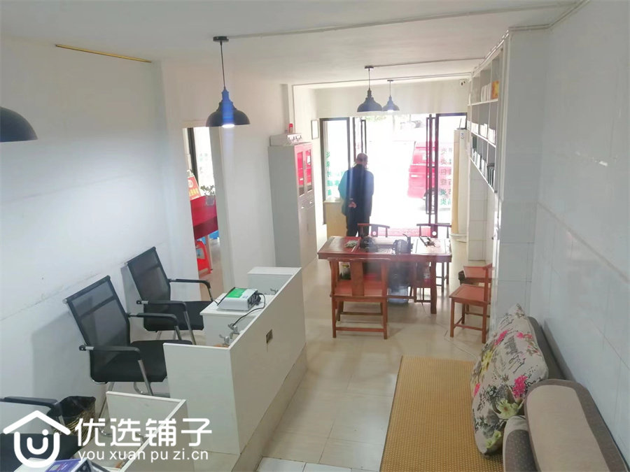 北外丽江明珠附近75㎡门市出租(三通)