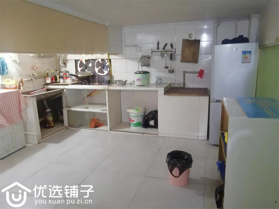 北外丽江明珠附近75㎡门市出租(三通)