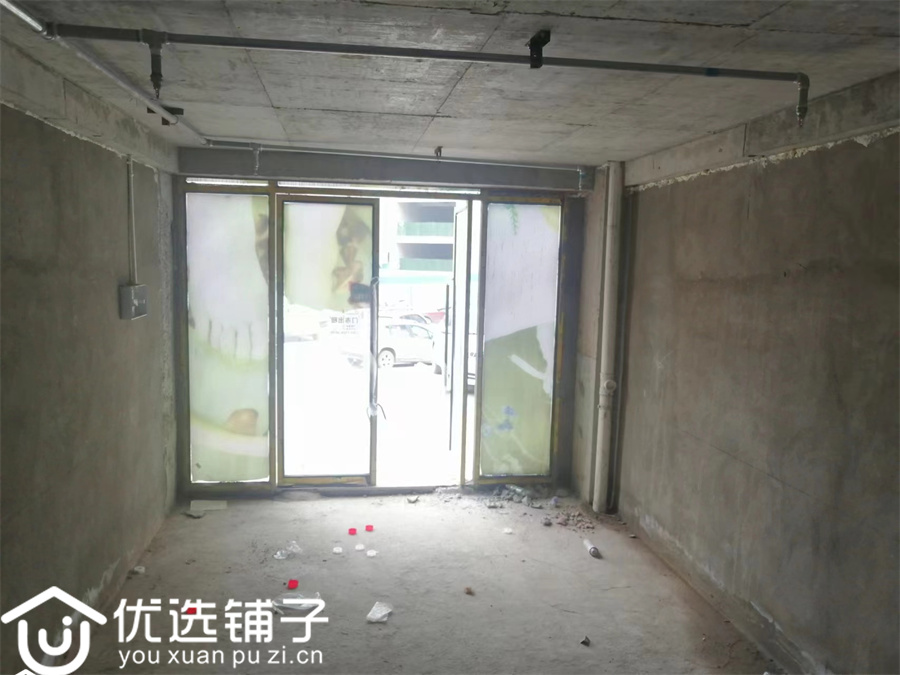 西外四季花城30㎡门市出租(带夹层)
