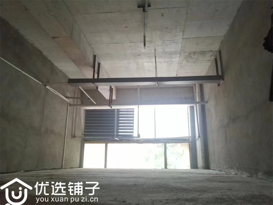 西外四季花城30㎡门市出租(带夹层)
