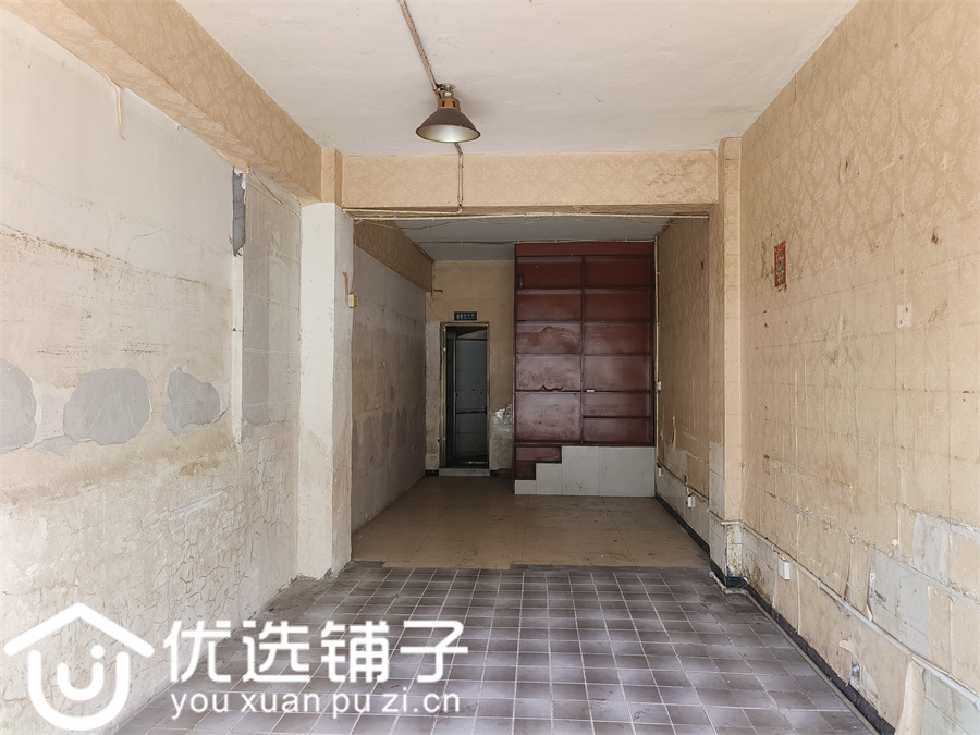 市内滨河路70㎡商铺出租(可单租一个)