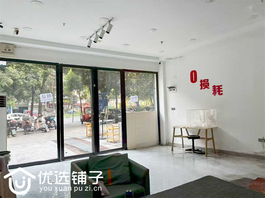 南外升华广场附近40㎡门市低价转让