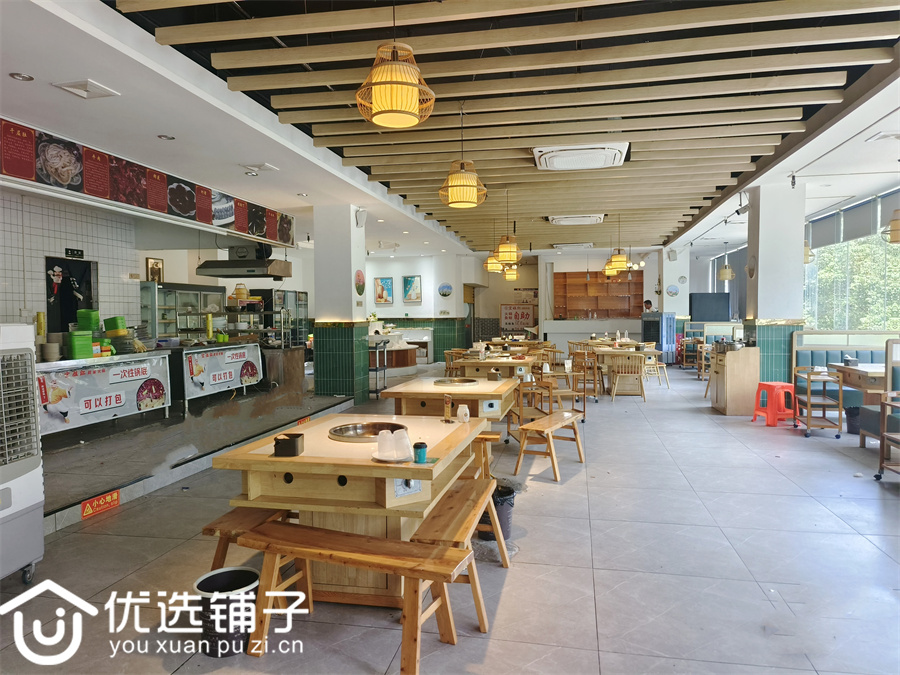 西外西客站对面450㎡商铺出租(三通)