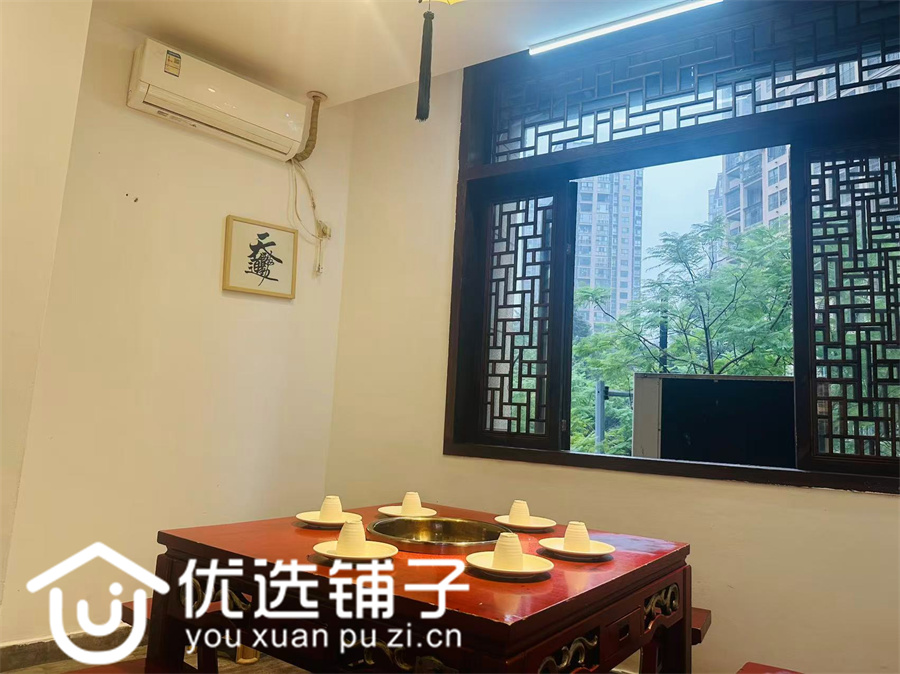 大竹新天地290㎡餐饮转让(可空)(双面招牌)