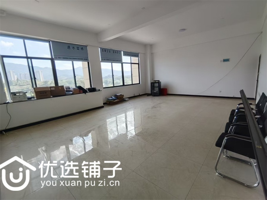 南外一号干道2000平商业办公出租(可分租)