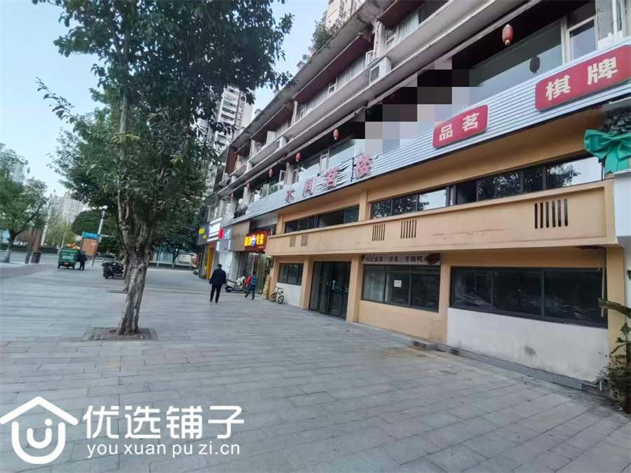 西外巨鑫园小区门口300平4开间门市出租