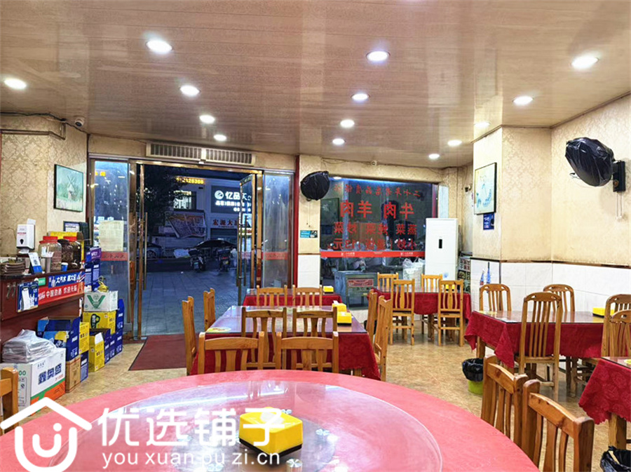 西外阳平农贸市场旁100平双开间餐饮店转让(20年老店)