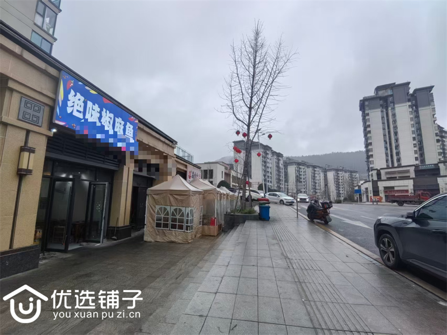 高新区贵丰澜台58平餐饮店转让(可空转)