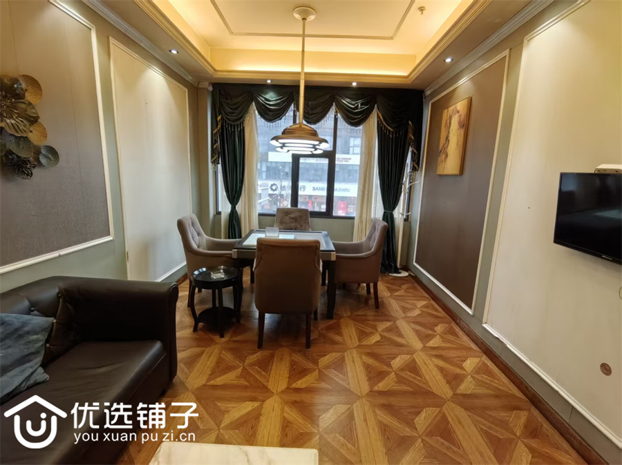 南外升华广场1750平商业出租(可分租)