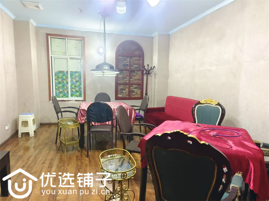 西外国粮邮政花园旁500㎡茶楼转让