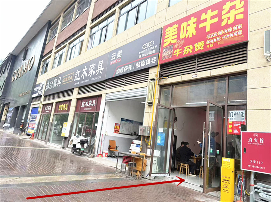 南外奥莱购物广场50平餐饮店转让(水电气三通)