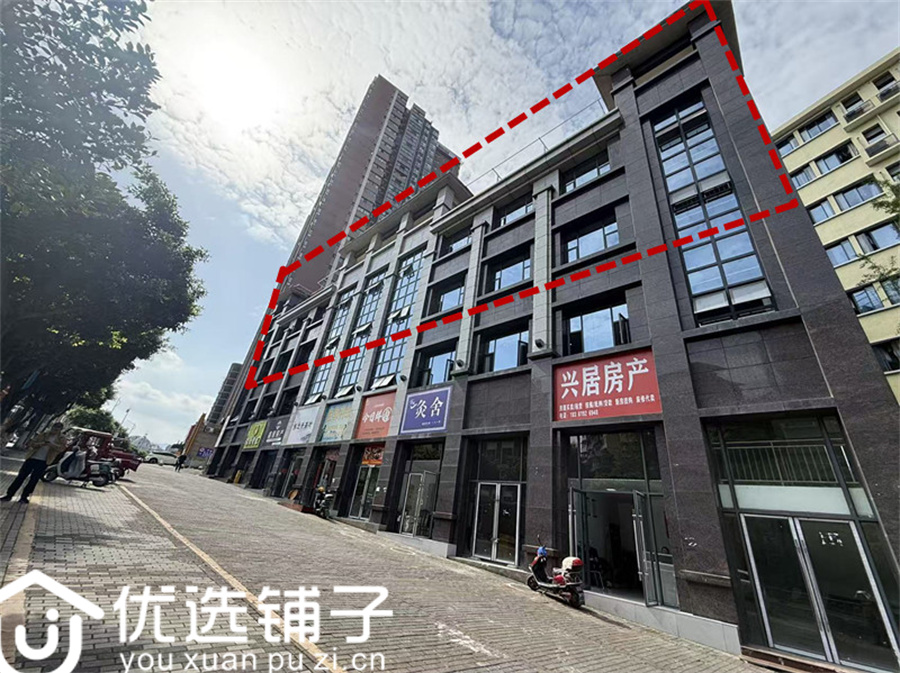 西外八小学校旁750平商铺出租(可分租)