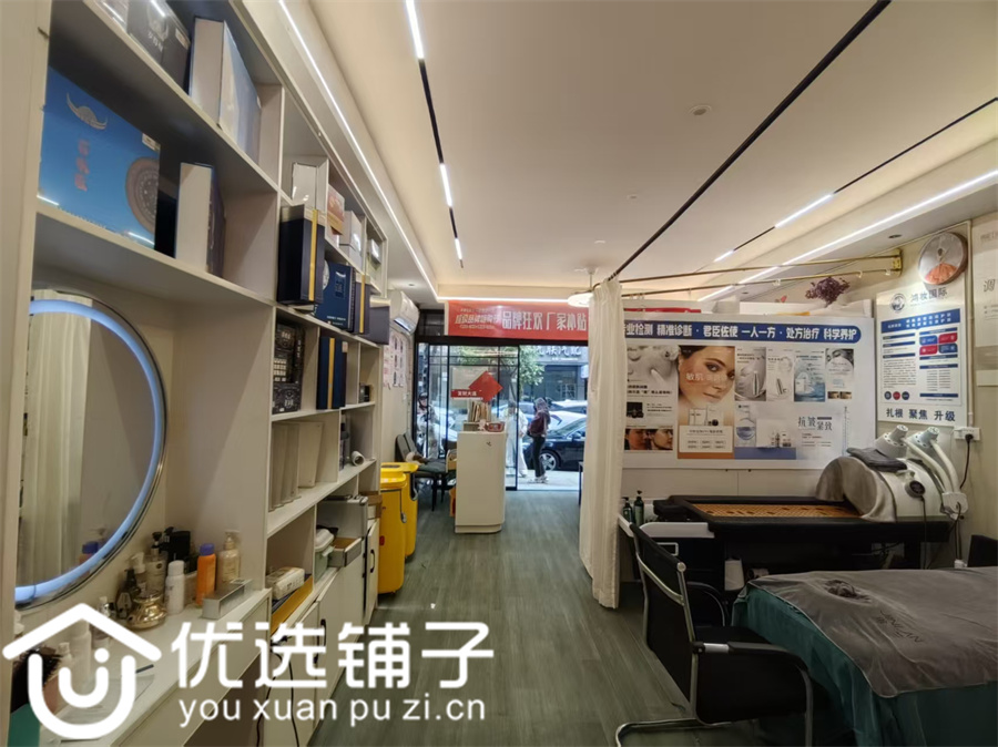 南外南庭春天附近50平美容院转让(楼上楼下100)