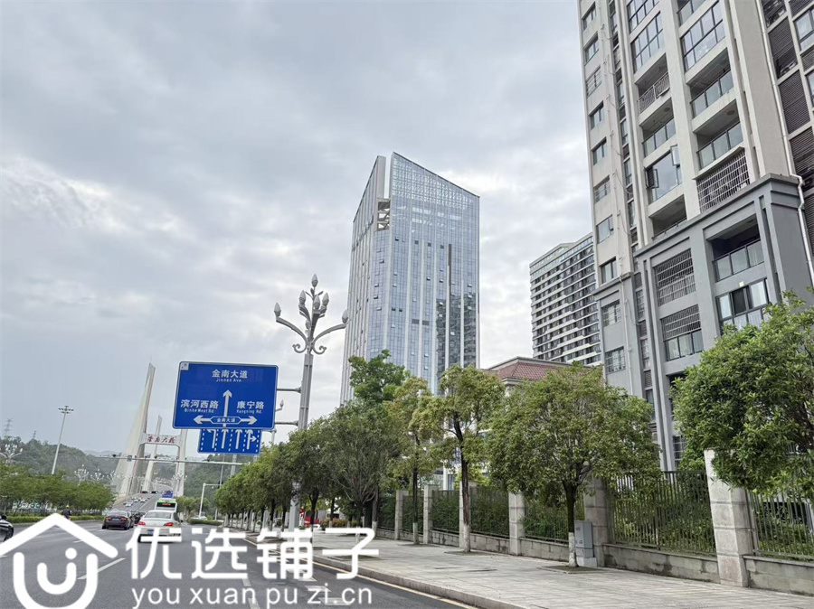 西外金南大桥旁96平商住两用房出租(套三)