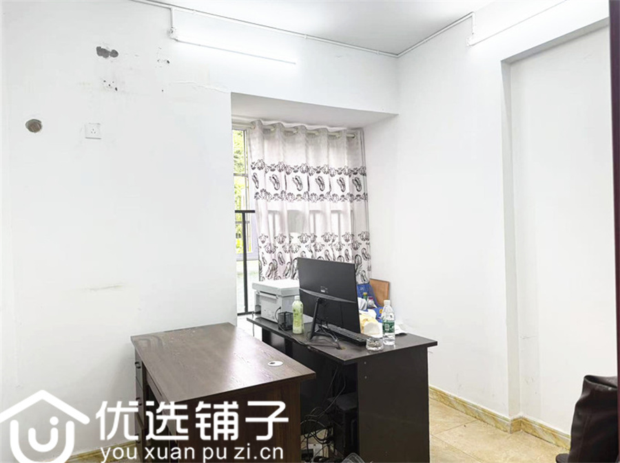 西外金南大桥旁96平商住两用房出租(套三)
