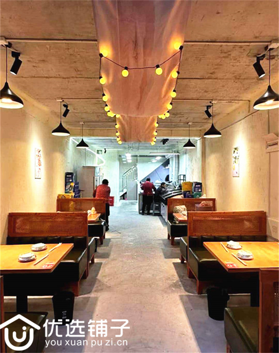 宣汉新区60平餐饮店转让(可外摆带二楼)