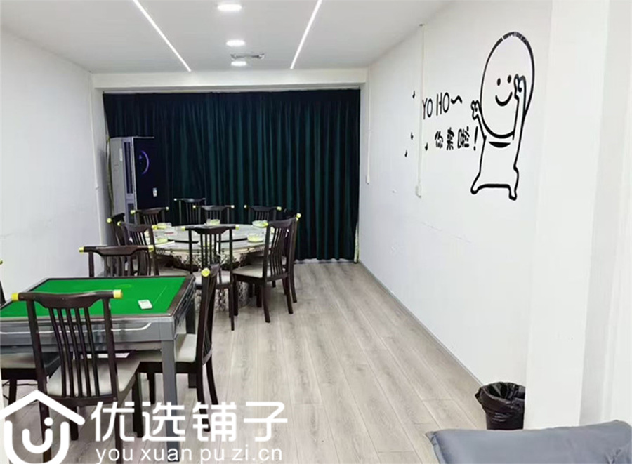 西外碧桂园100多平双开间烧烤大排档转让(水电气三通)