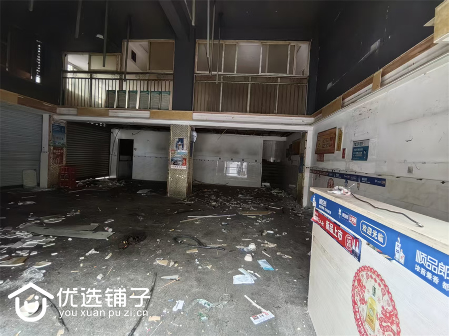 南外宏欣园酒楼旁138平5开间转角门市出租