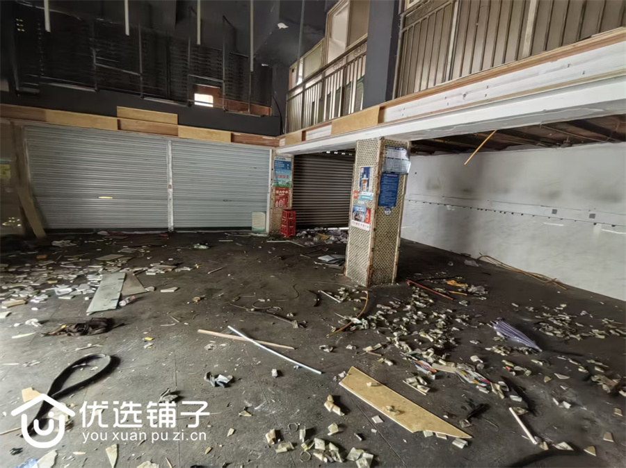 南外宏欣园酒楼旁138平5开间转角门市出租