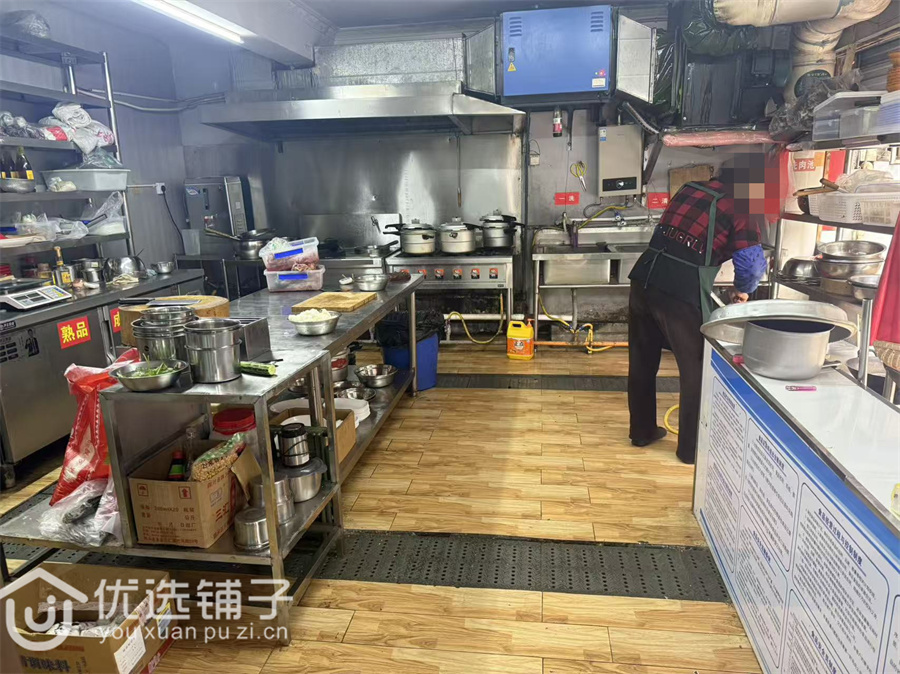 南外新桥医院旁160平转角餐馆转让
