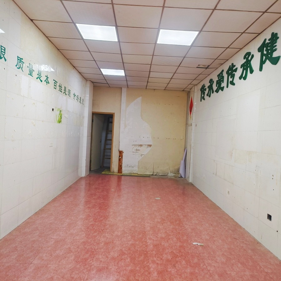 市内柴市街步行街40㎡商铺出租(租金便宜)