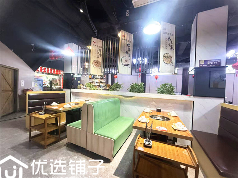 西外金龙大道480平餐饮店转让(水电气三通)