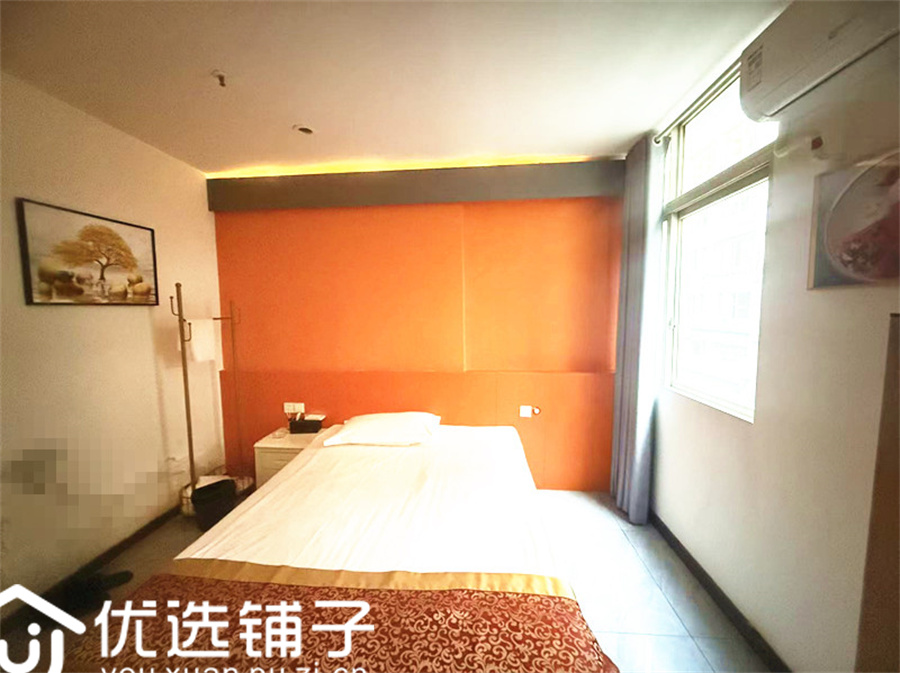 南外达三中对面980平大型足浴店低价转让