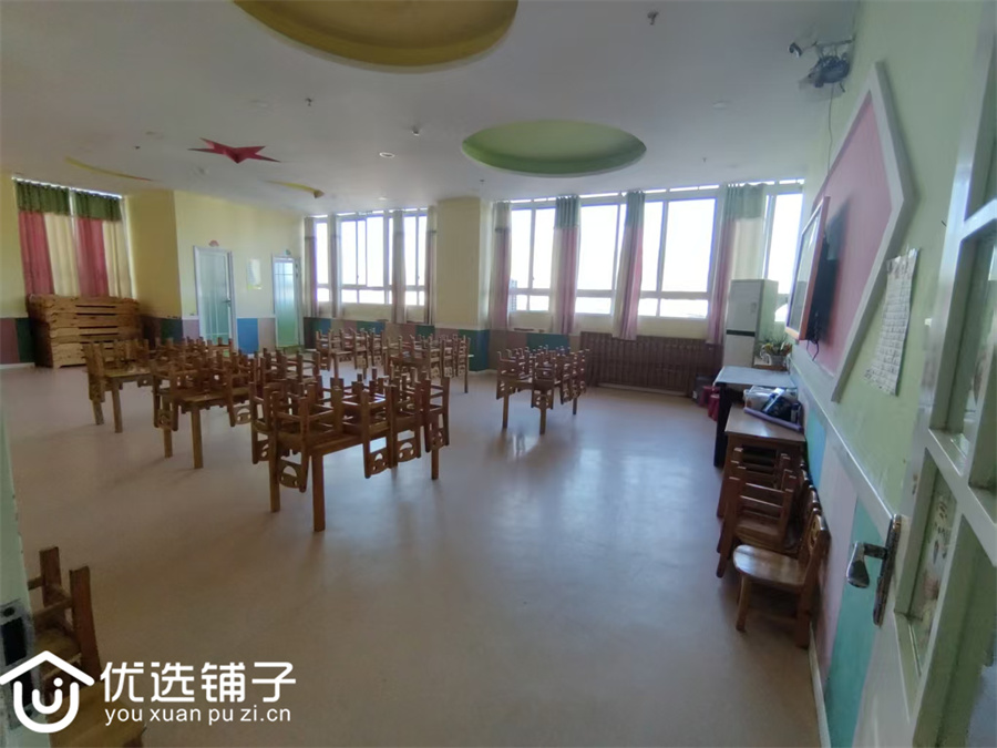 宣汉妇幼保健站旁1500平商业出租可分租(原幼儿园)