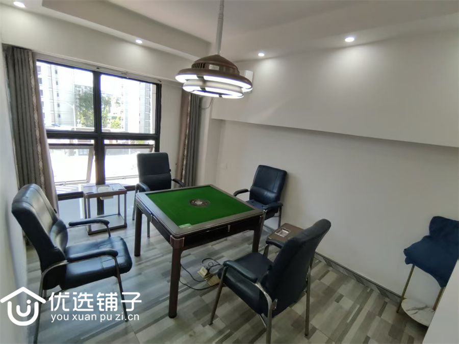 西外巴山小学旁独栋便利店麻将馆出租(21档)