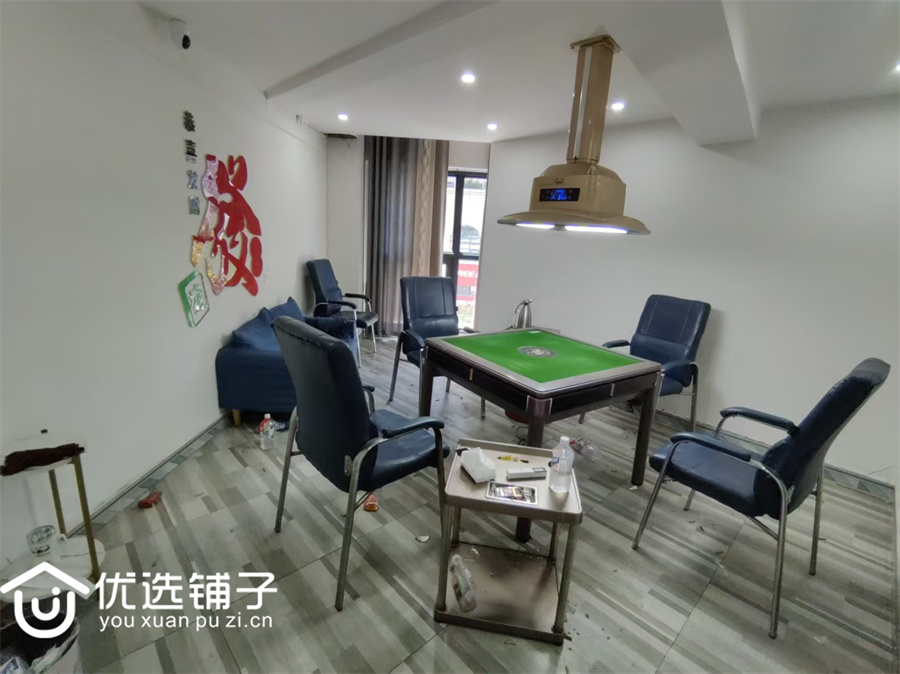 西外巴山小学旁独栋便利店麻将馆出租(21档)